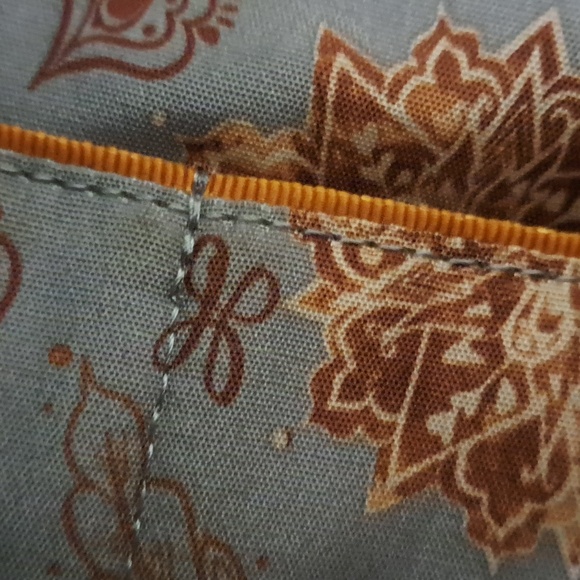 Hobo purse, grey in color. - Picture 6 of 14